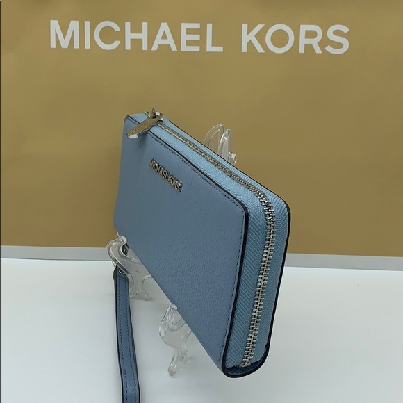 MICHAEL KORS JET SET TRAVEL LG TRVL CONTINENTAL - Picture 4 of 16